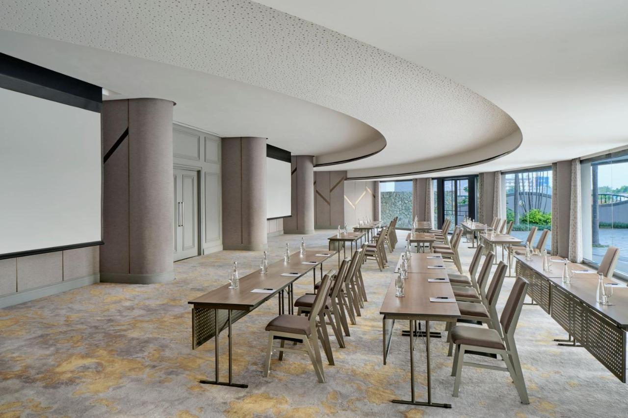 Sheraton & Towers 5* Surabaya
