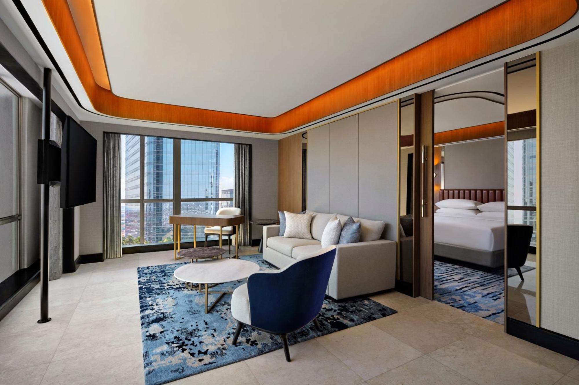 Sheraton & Towers Hotel Surabaya