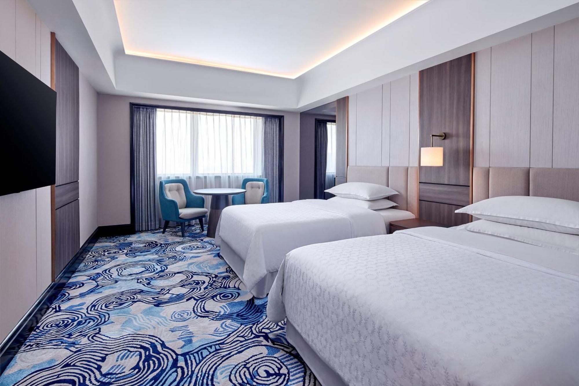 Sheraton & Towers Hotel Surabaya