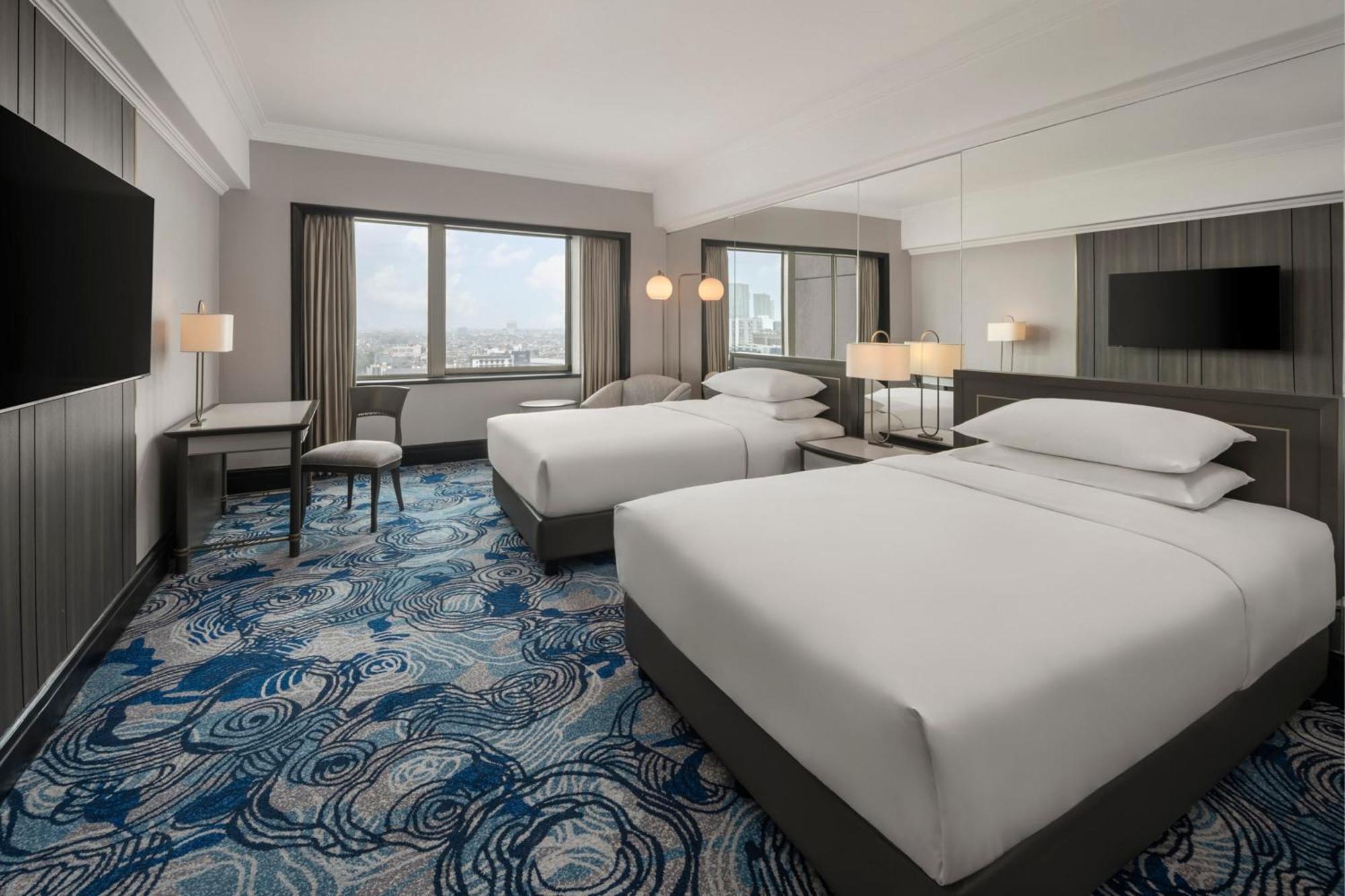 Hotel Sheraton & Towers