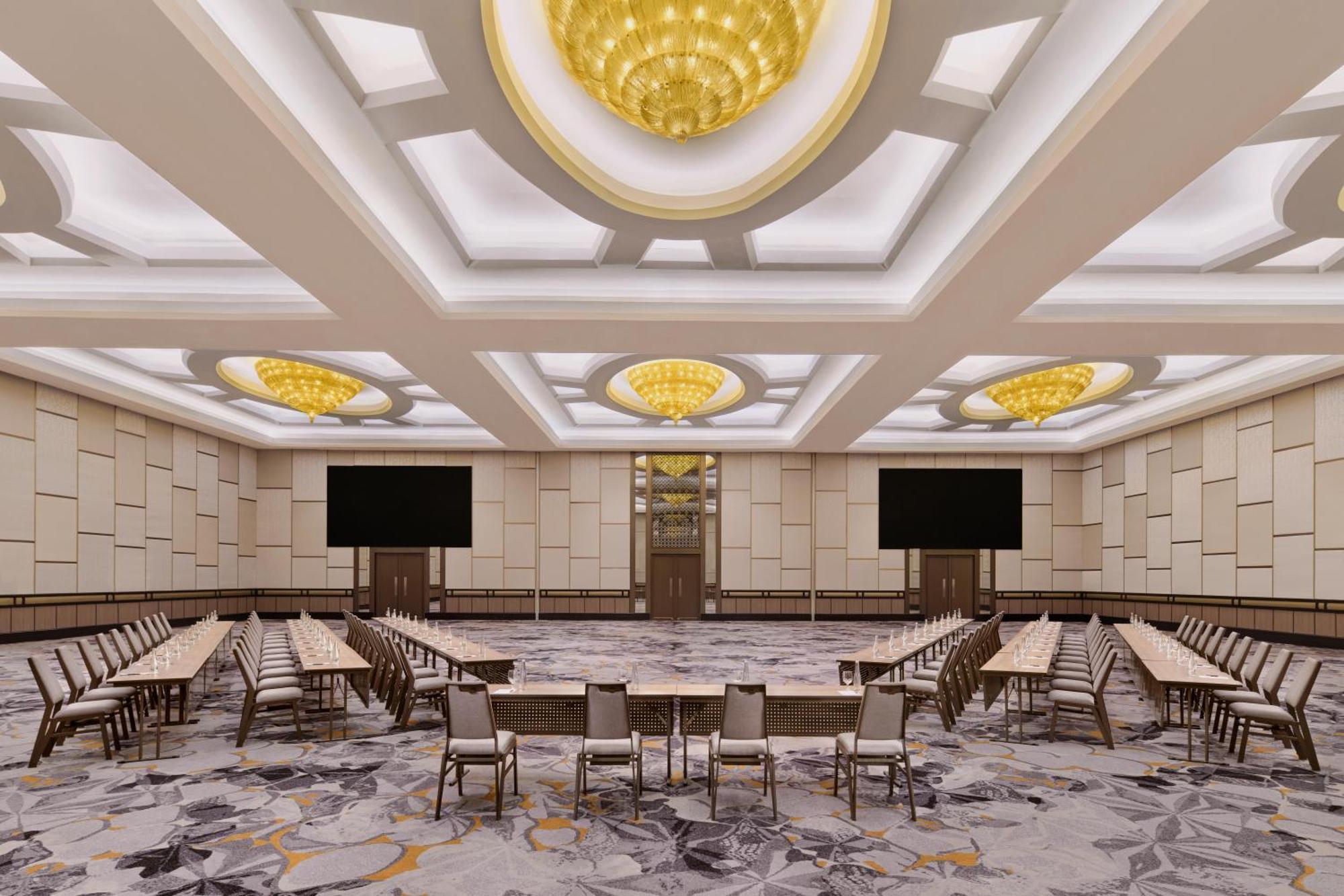 Hotel Sheraton & Towers Surabaya
