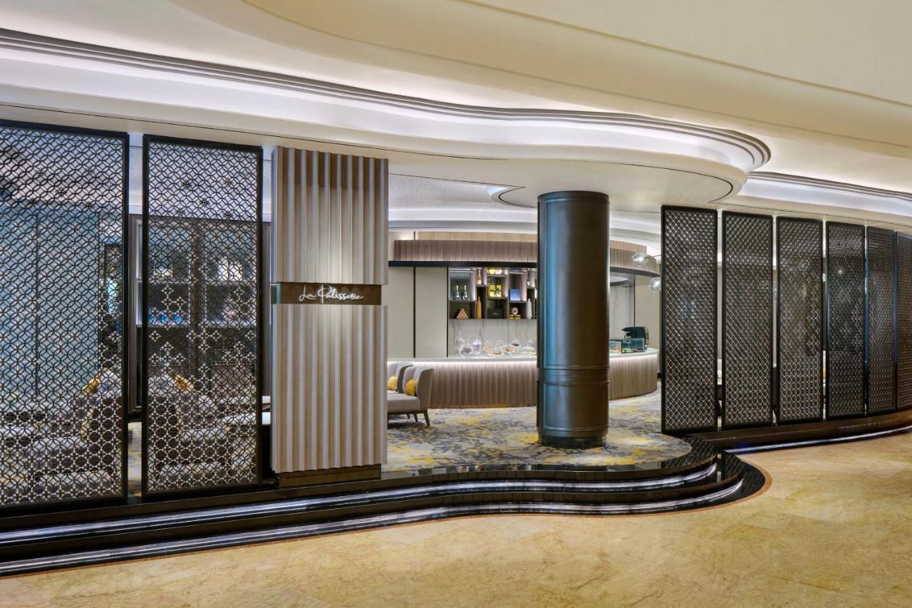 Hotel Sheraton & Towers Surabaya