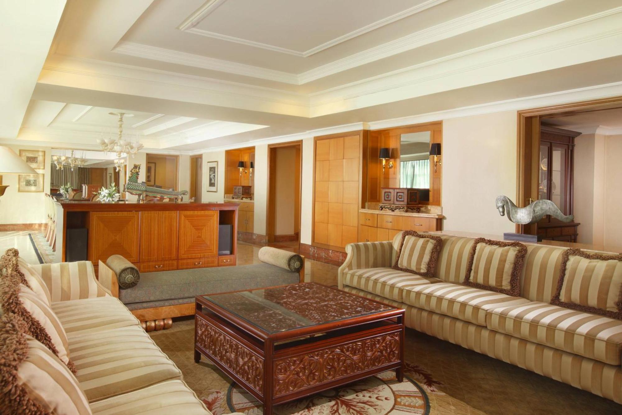 Sheraton & Towers Surabaya