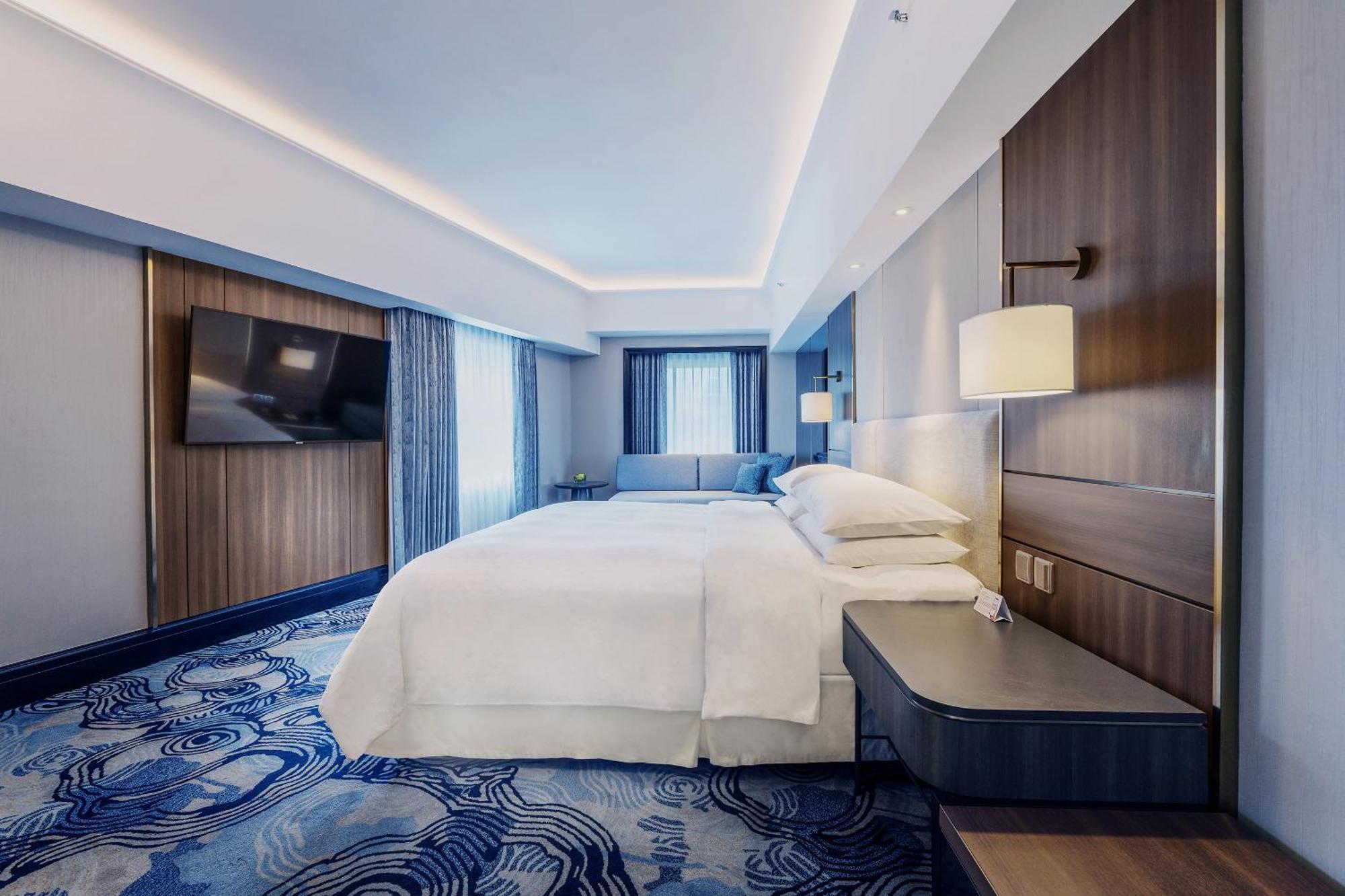 Hotel Sheraton & Towers